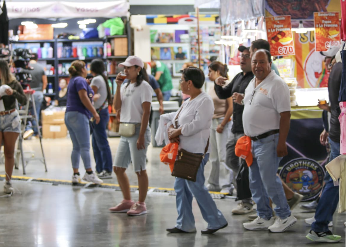 Día 11 de la Feria de Puebla y se mantiene como escaparate regional
